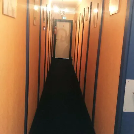 Le Richelieu Hotell