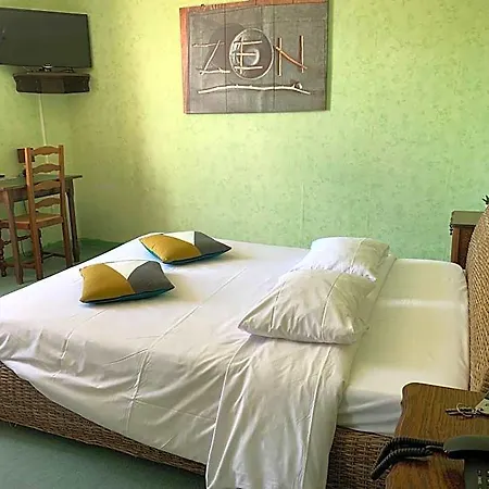 Отель Le Richelieu 3*